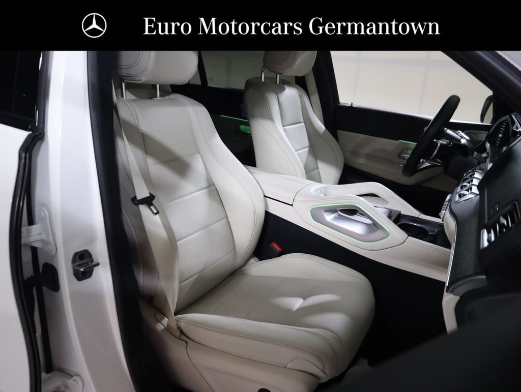 Used 2025 Mercedes-Benz GLS 450 4MATIC w/ AMG Line Exterior image 69