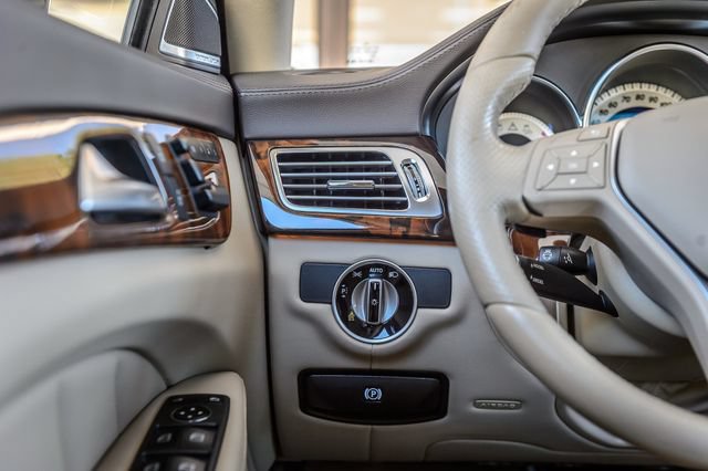 Used 2014 Mercedes-Benz CLS 550 4MATIC image 26