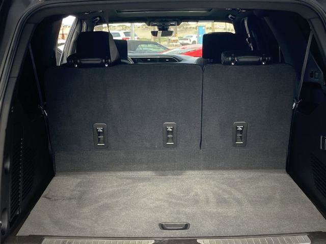 Used 2021 GMC Yukon XL Denali w/ Denali Ultimate Package image 23