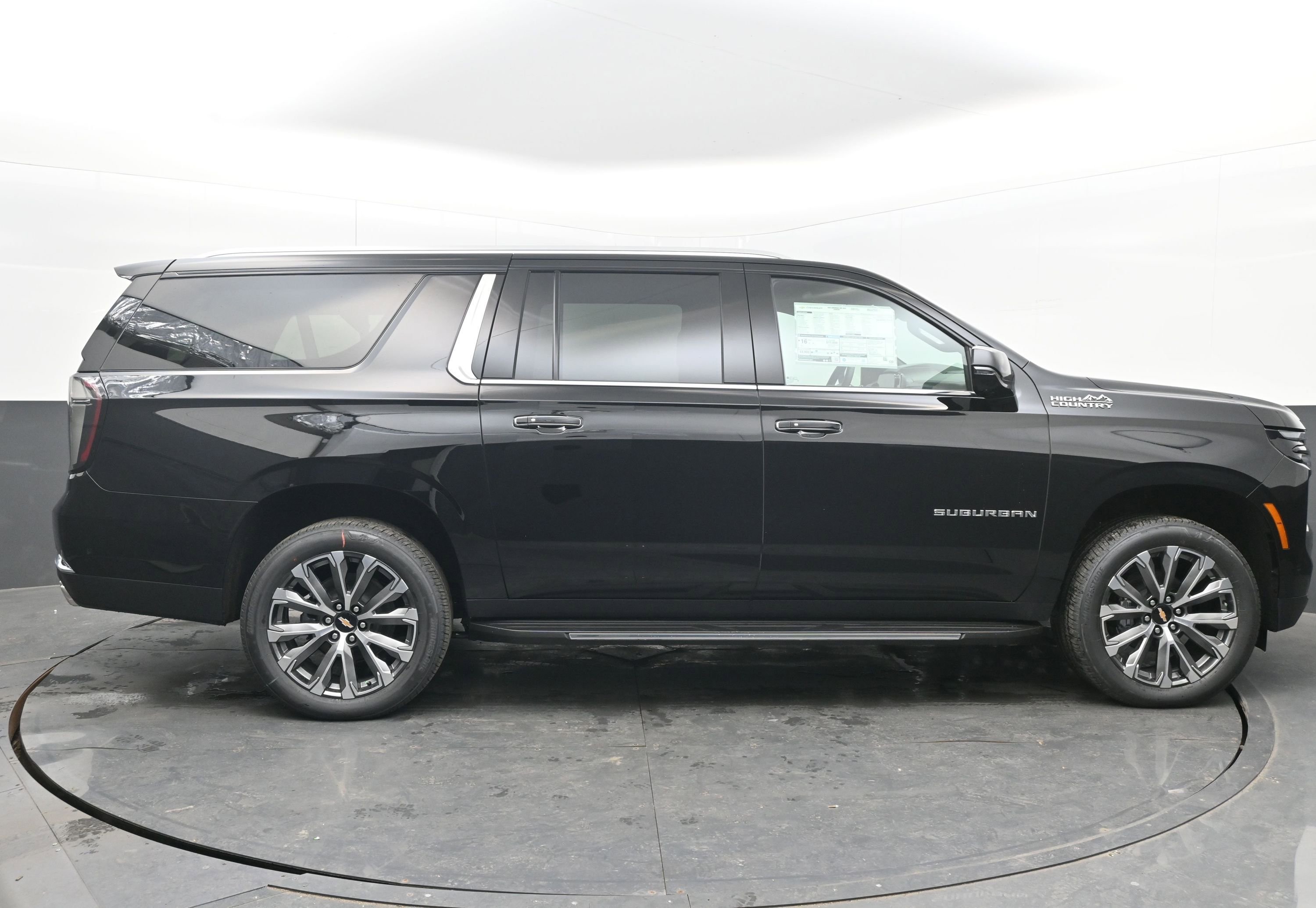 New 2026 Chevrolet Suburban High Country w/ Sun And Tow Package AWD/4WD image 10