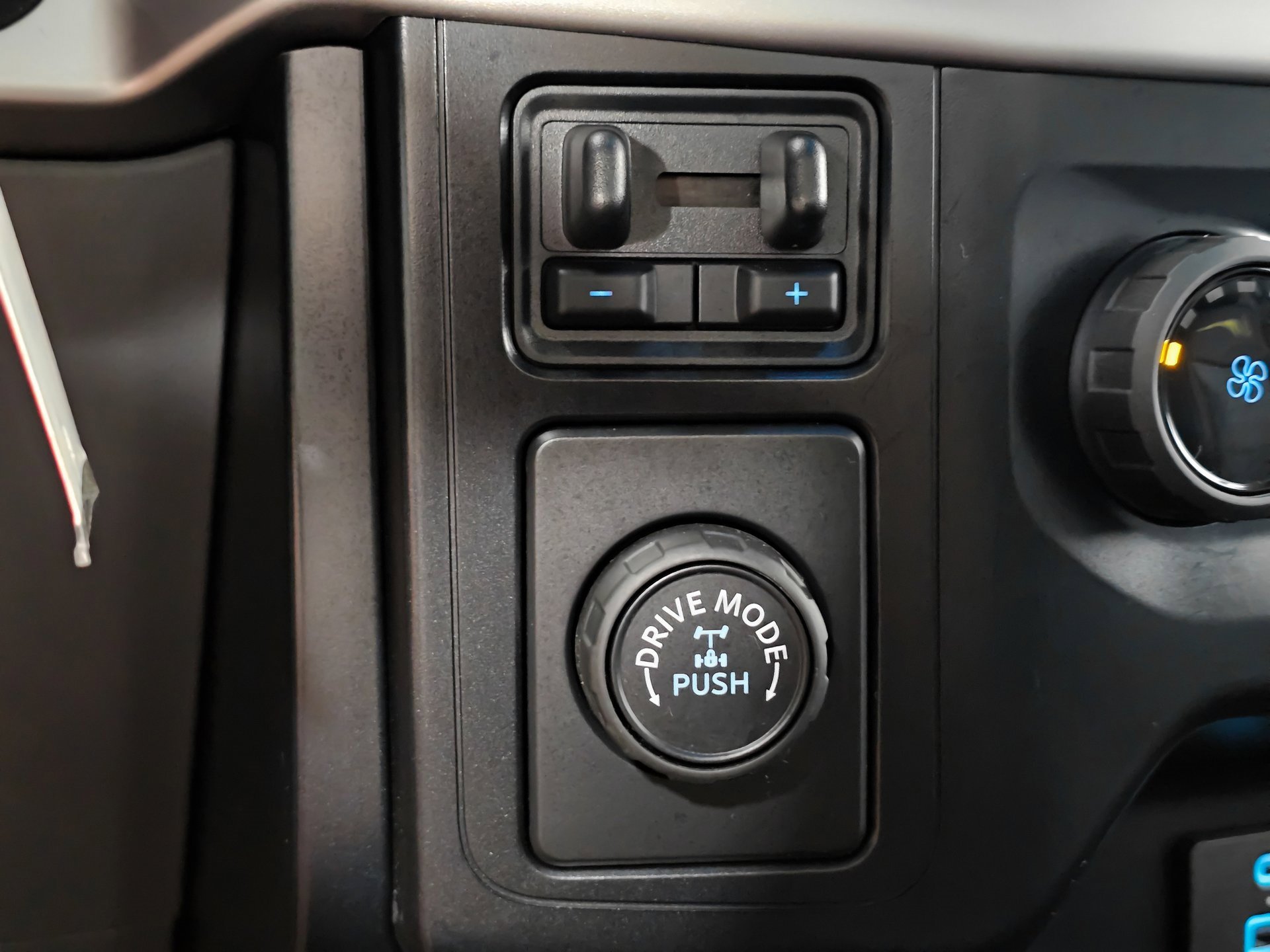 Used 2022 Ford F150 XL w/ Equipment Group 101A High image 28