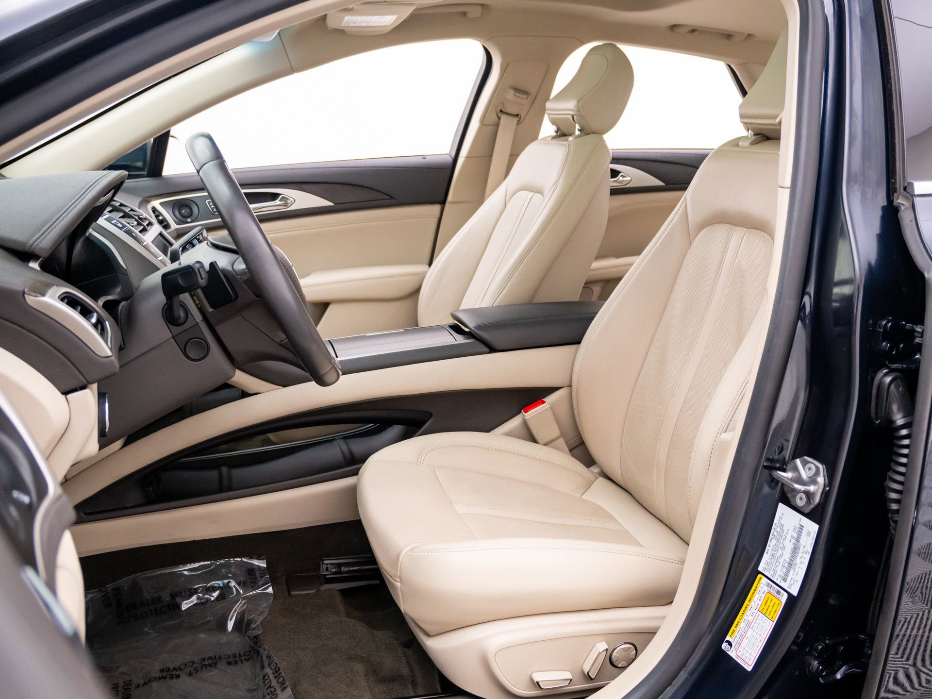 Used 2020 Lincoln MKZ Reserve image 15