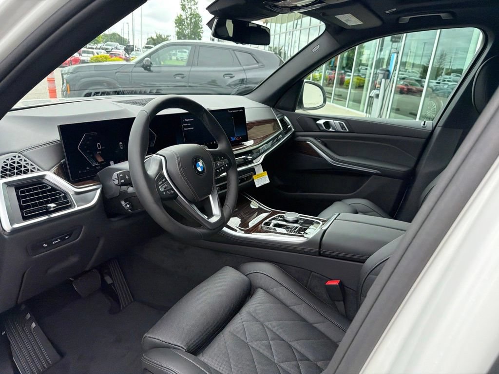 New 2026 BMW X5 sDrive40i w/ Parking Assistance Package RWD image 16