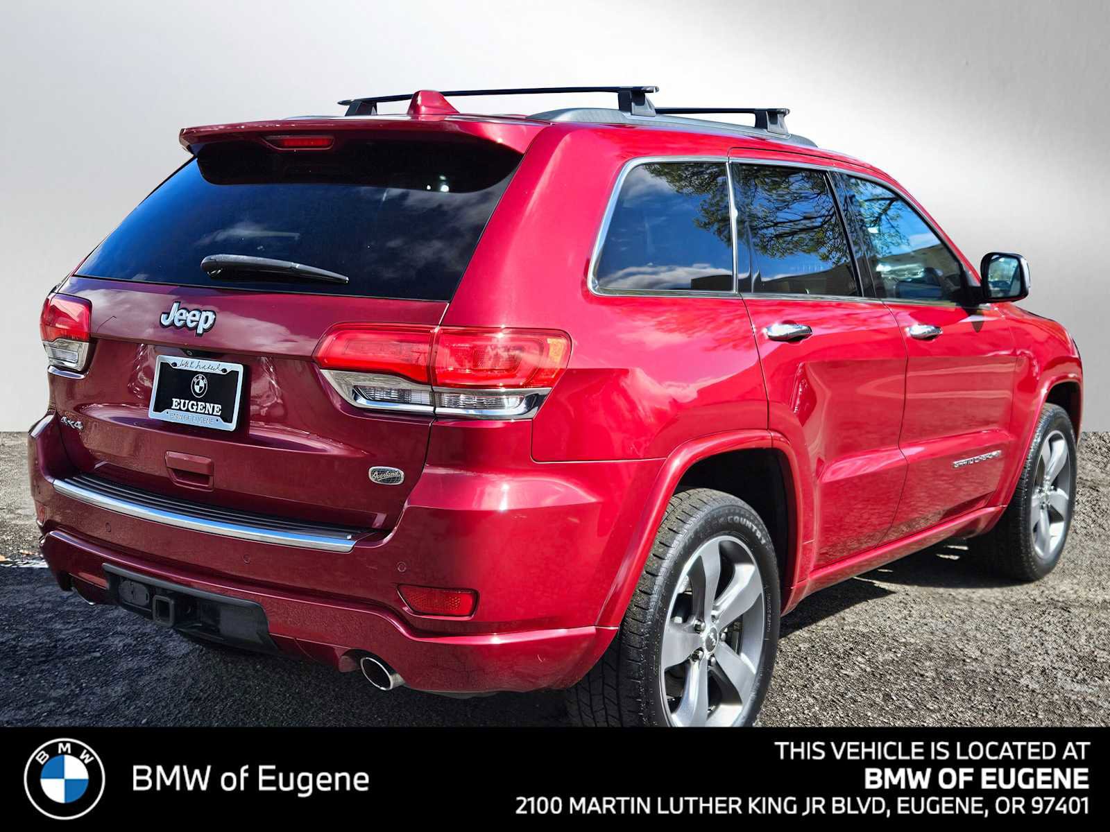 Used 2014 Jeep Grand Cherokee Overland w/ Advanced Technology Group image 3