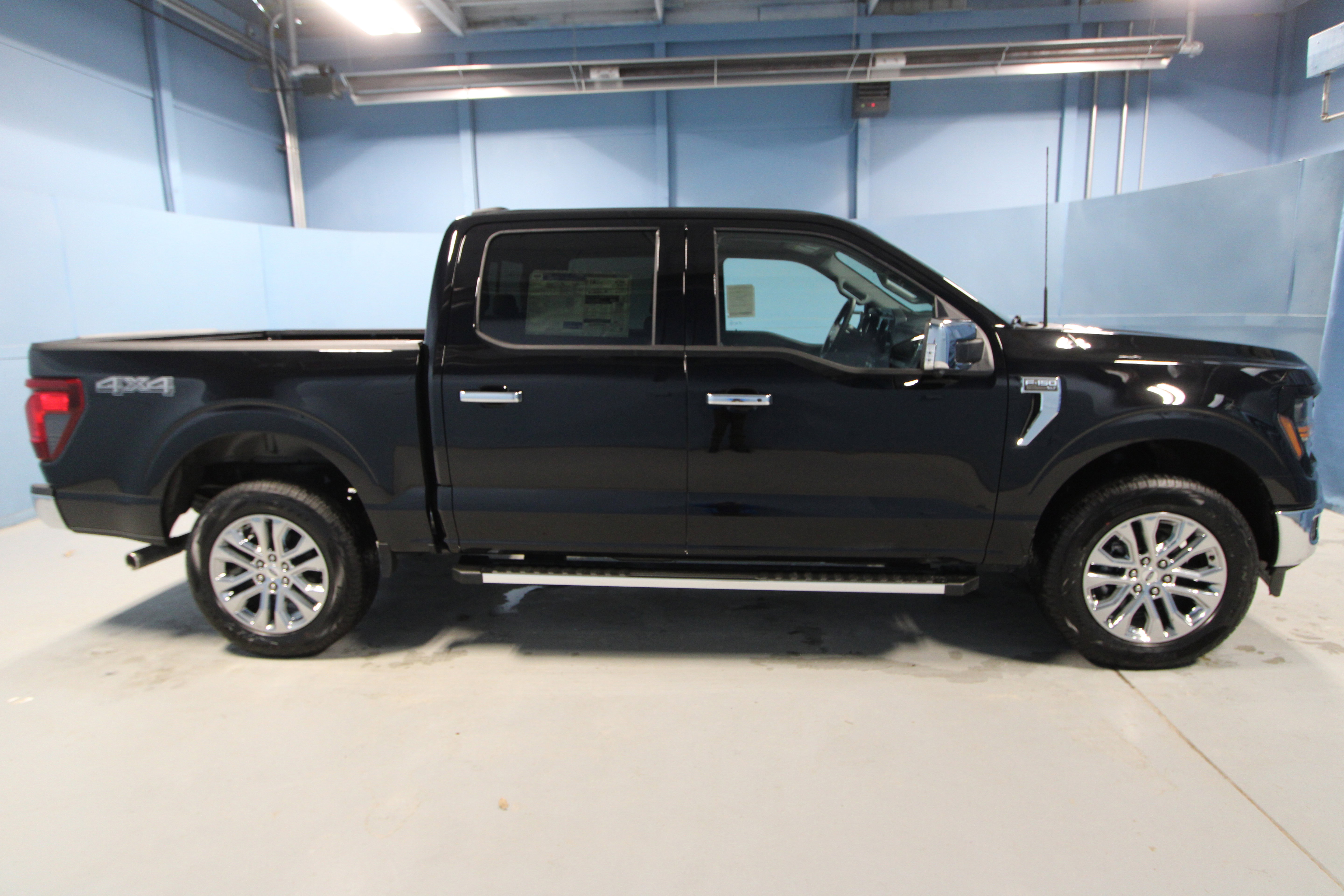 New 2026 Ford F150 XLT w/ Equipment Group 302A MID AWD/4WD image 27