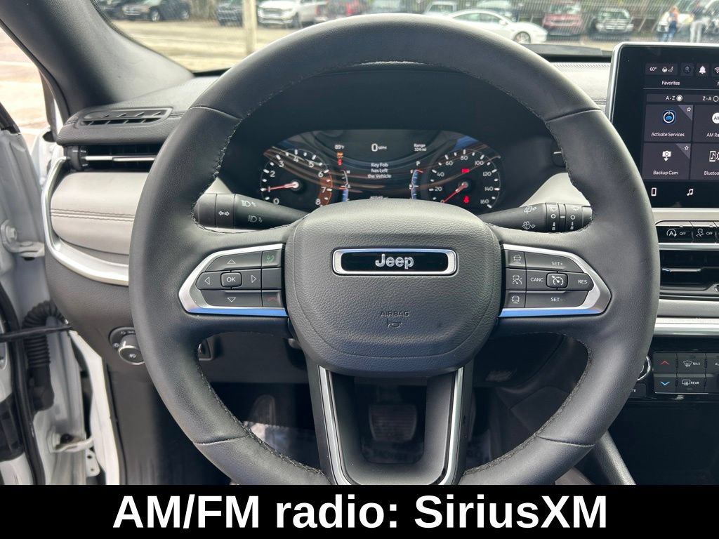 Used 2025 Jeep Compass Limited AWD/4WD image 16