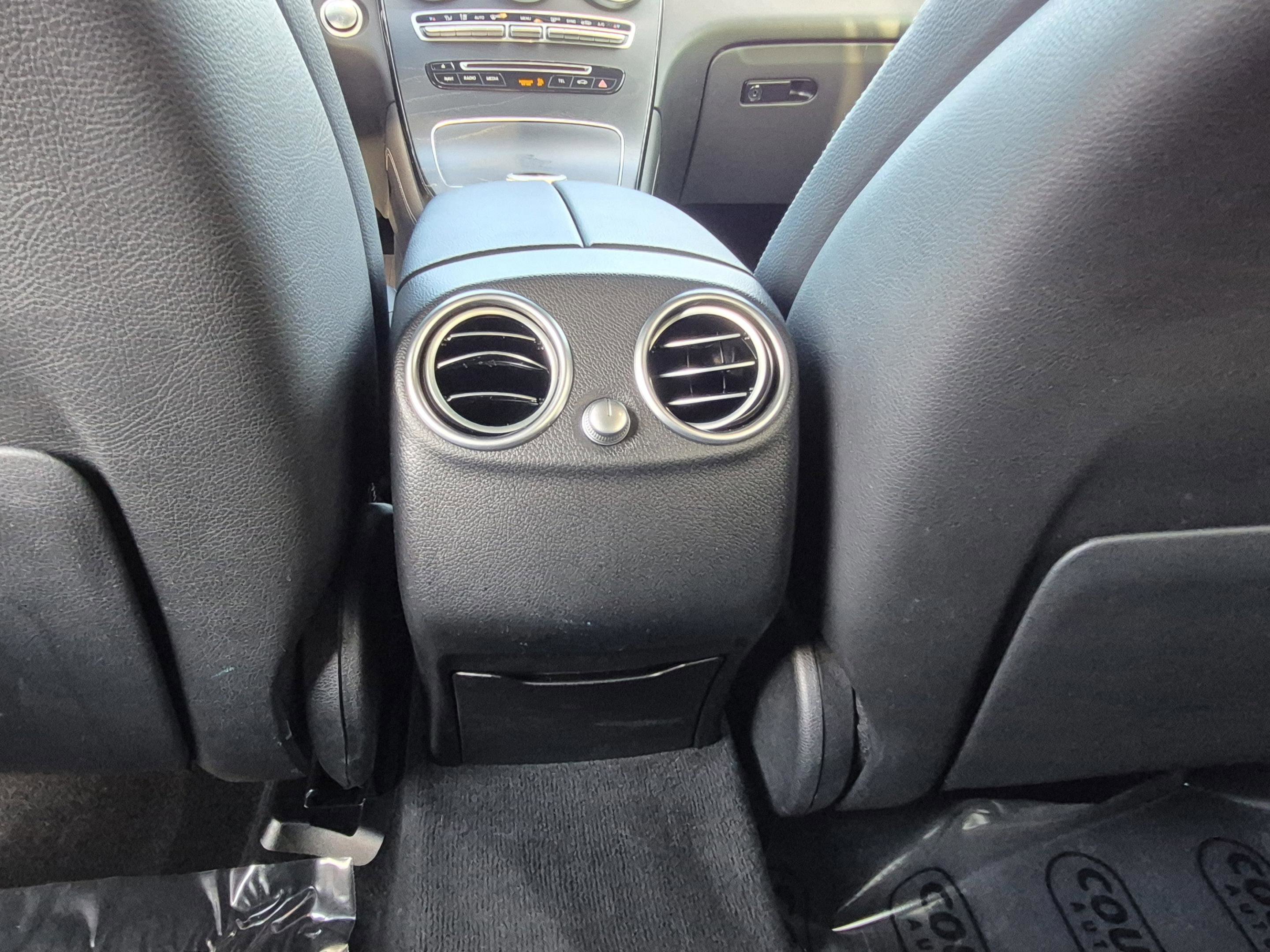 Used 2018 Mercedes-Benz GLC 300 image 17