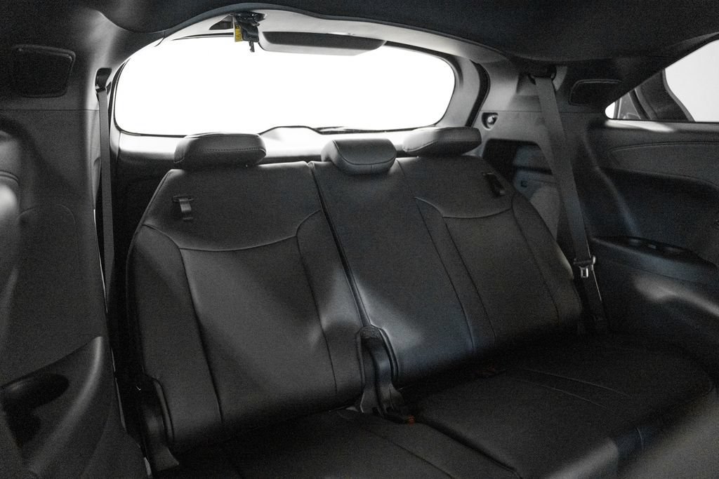 New 2026 Toyota Sienna Platinum AWD/4WD image 36