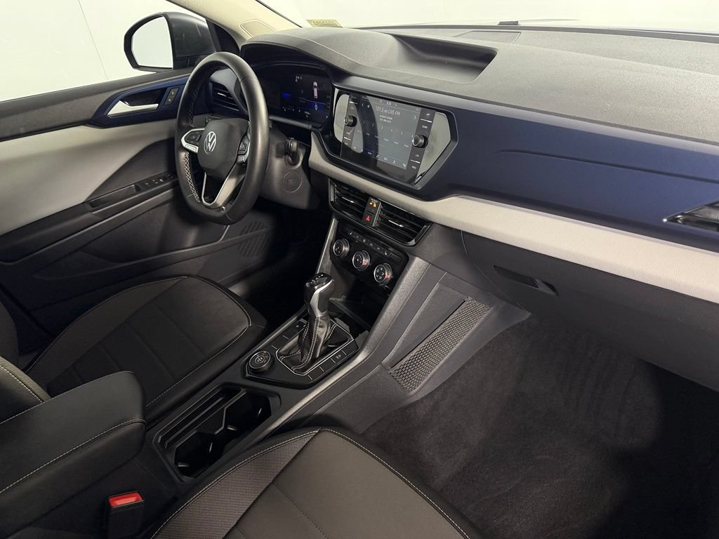 Used 2023 Volkswagen Taos SE w/ Panoramic Sunroof Package AWD/4WD image 14