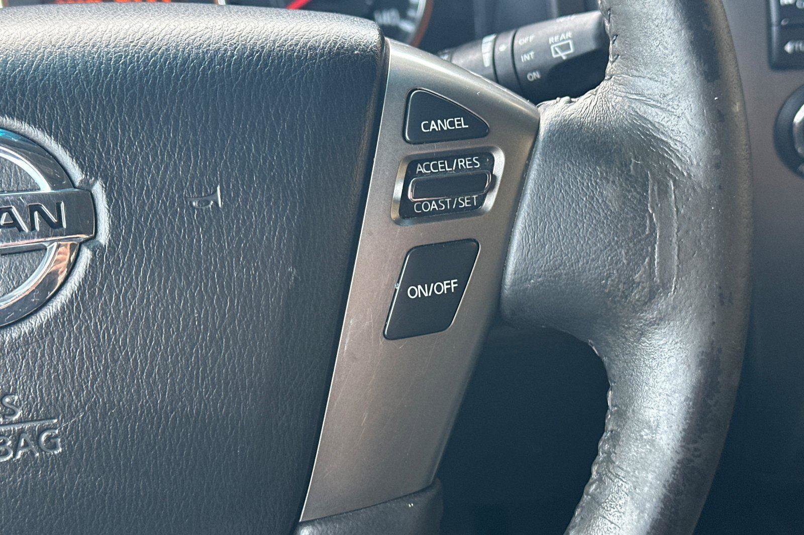 Used 2014 Nissan Armada SL image 28