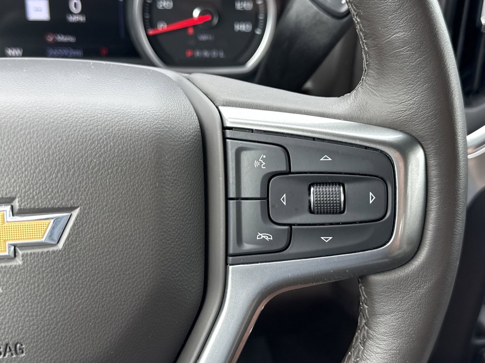 Used 2021 Chevrolet Silverado 1500 LTZ w/ LTZ Premium Package image 17