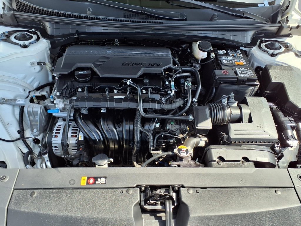 Used 2025 Kia K4 FWD image 3