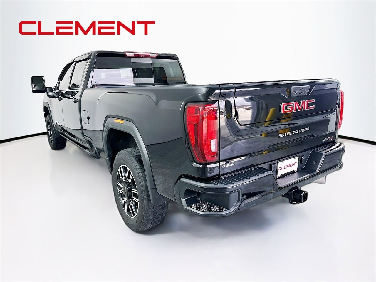 Used 2021 GMC Sierra 3500 AT4 w/ AT4 Premium Plus Package image 8