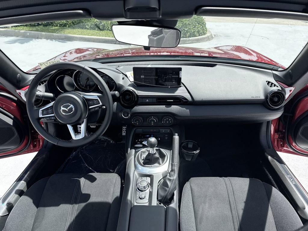 New 2026 MAZDA MX-5 Miata Club w/ Interior Package RWD image 38