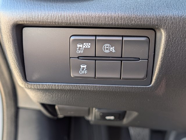 Used 2024 MAZDA MX-5 Miata RF Club RWD image 27