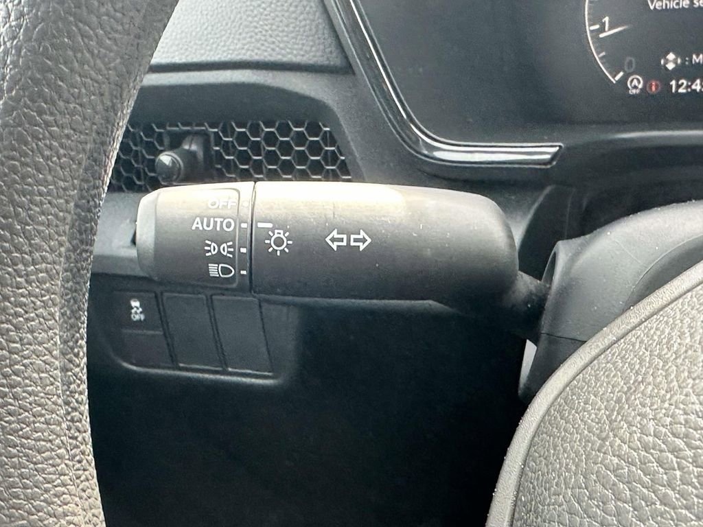 Used 2025 Honda CR-V LX image 20