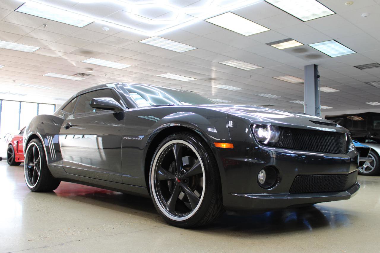 Used 2012 Chevrolet Camaro SS w/ RS Package RWD image 2
