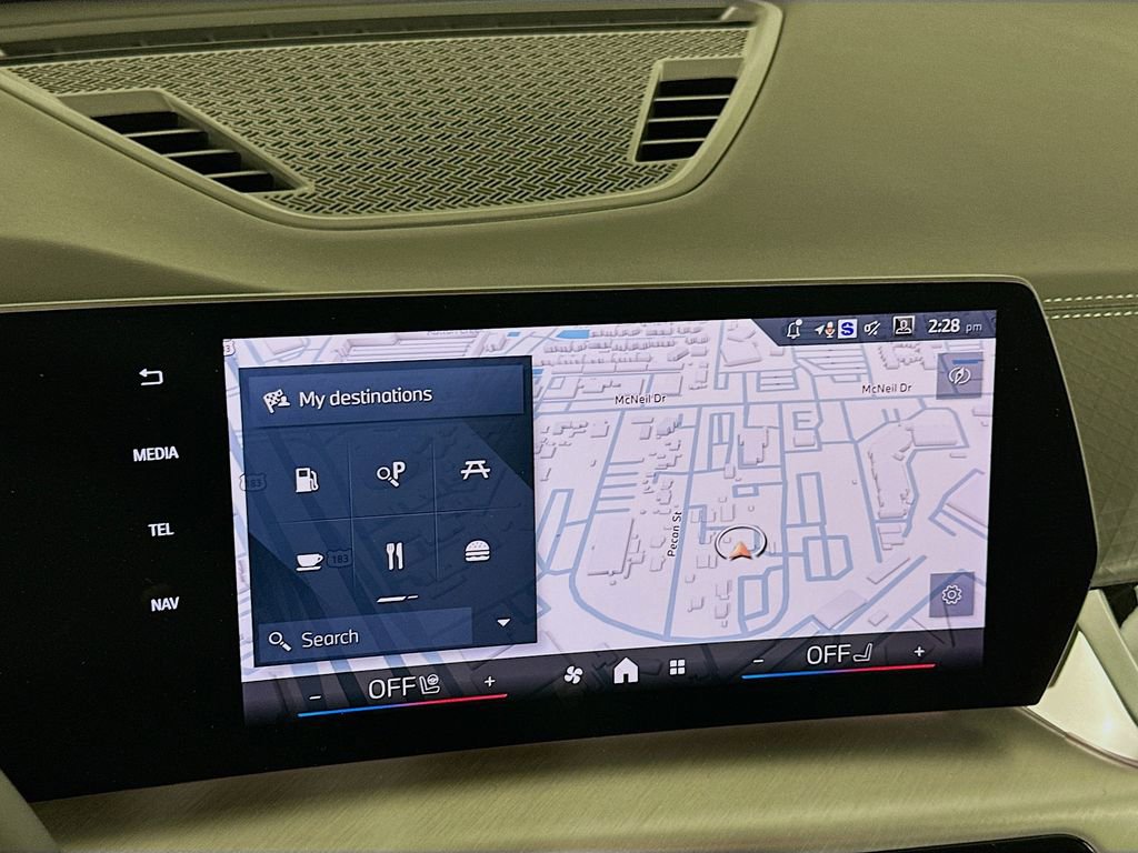 Used 2026 BMW X2 xDrive28i w/ Technology Package image 12