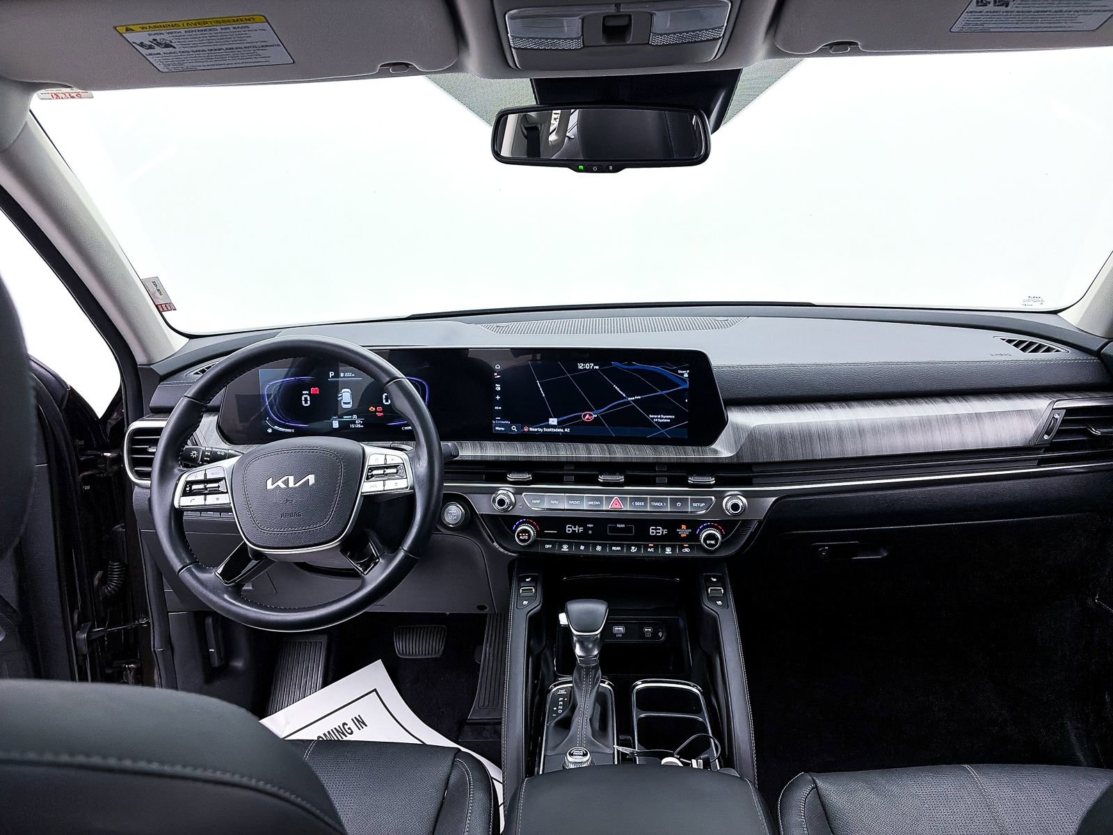 Used 2025 Kia Telluride EX w/ EX Captain's Chair Package image 31