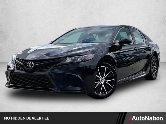 Used 2024 Toyota Camry SE w/ Convenience Package