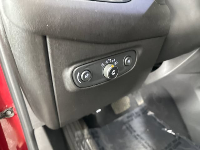 Used 2020 Chevrolet Equinox LT FWD image 24