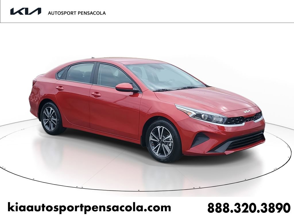 Used 2023 Kia Forte LXS video 1