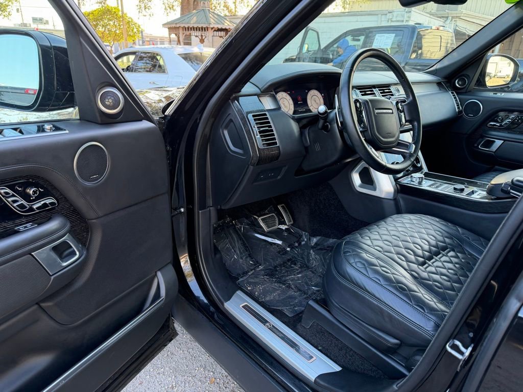 Used 2021 Land Rover Range Rover SV Autobiography Dynamic image 15