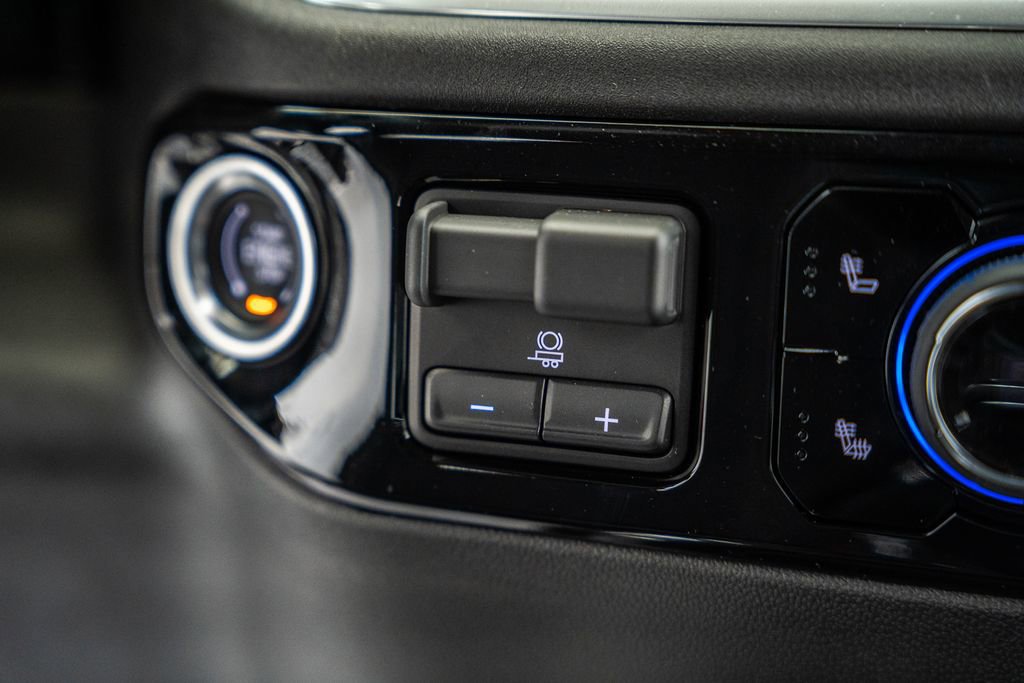 New 2025 Chevrolet Silverado 1500 RST AWD/4WD image 25