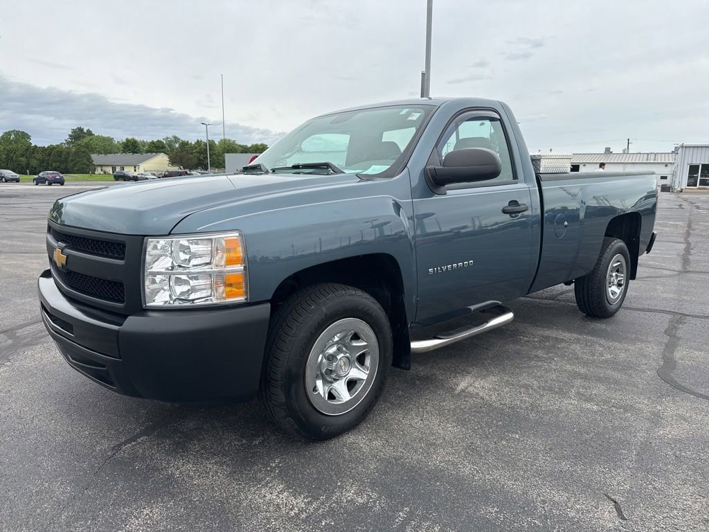 Used 2013 Chevrolet Silverado 1500 W/T RWD image 4