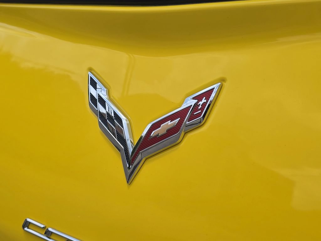 Used 2015 Chevrolet Corvette Stingray Coupe w/ 2LT Preferred Equipment Group RWD image 31