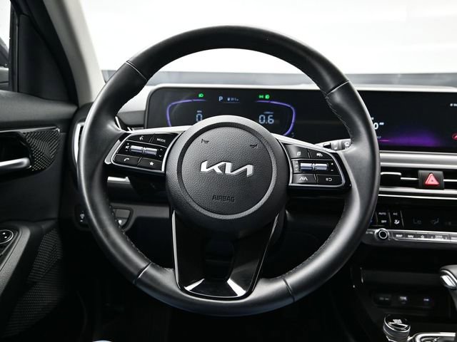 Used 2025 Kia Seltos S FWD image 27