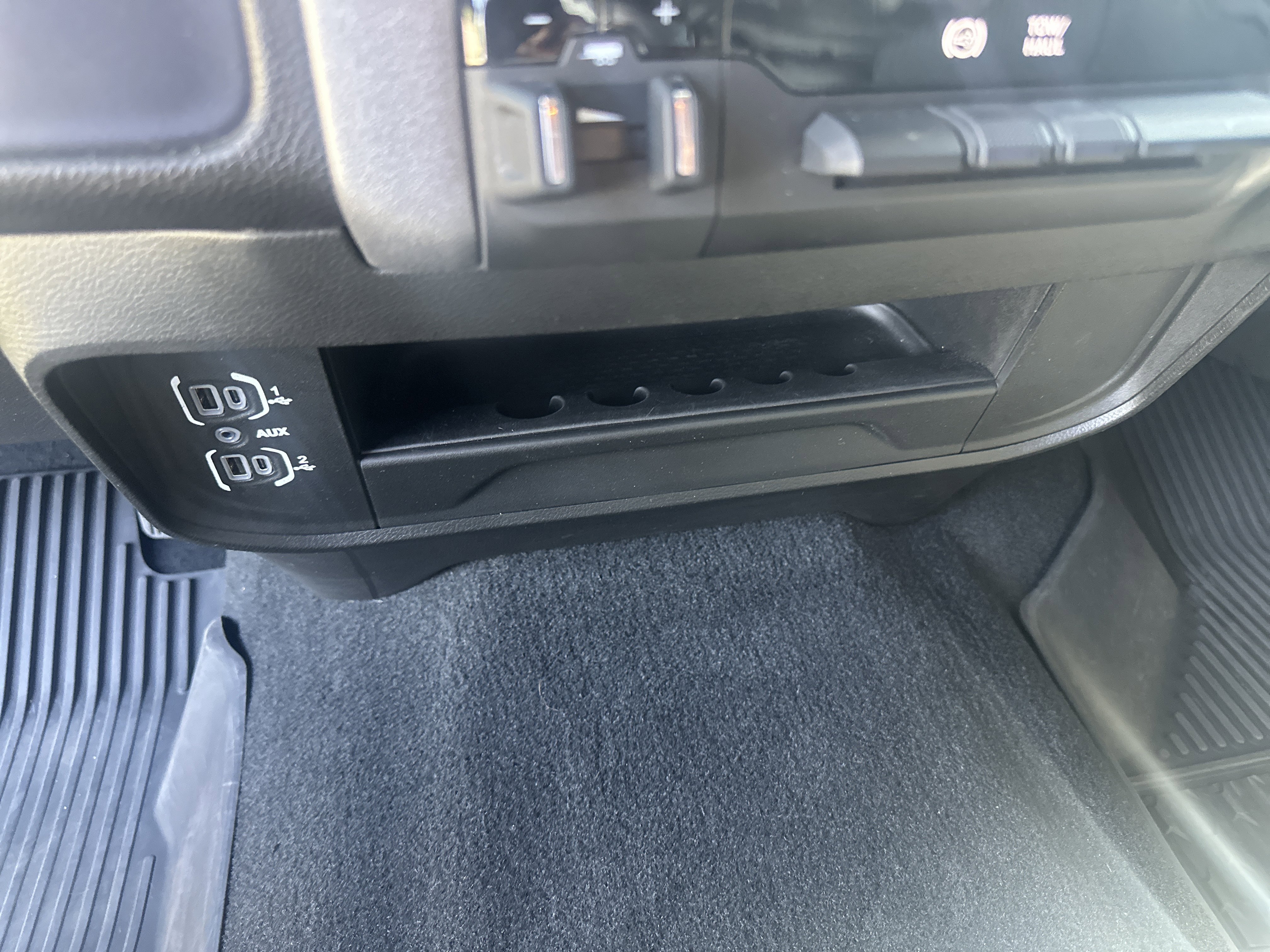 Used 2022 RAM 3500 Tradesman AWD/4WD image 35