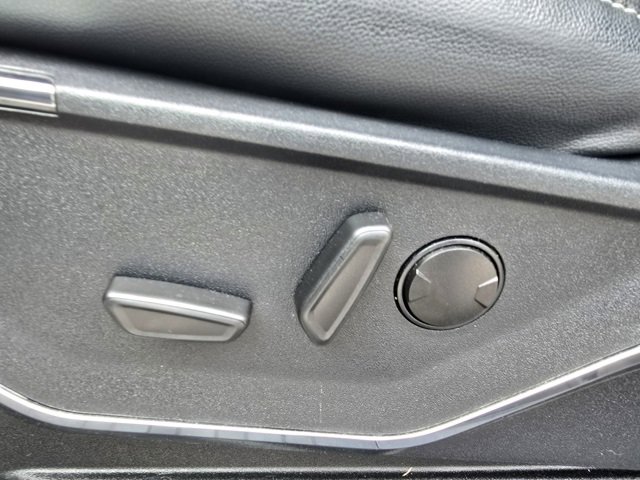 Used 2023 Ford F150 Lariat image 18