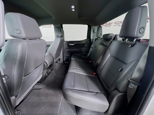Used 2025 GMC Sierra 1500 SLT AWD/4WD image 24
