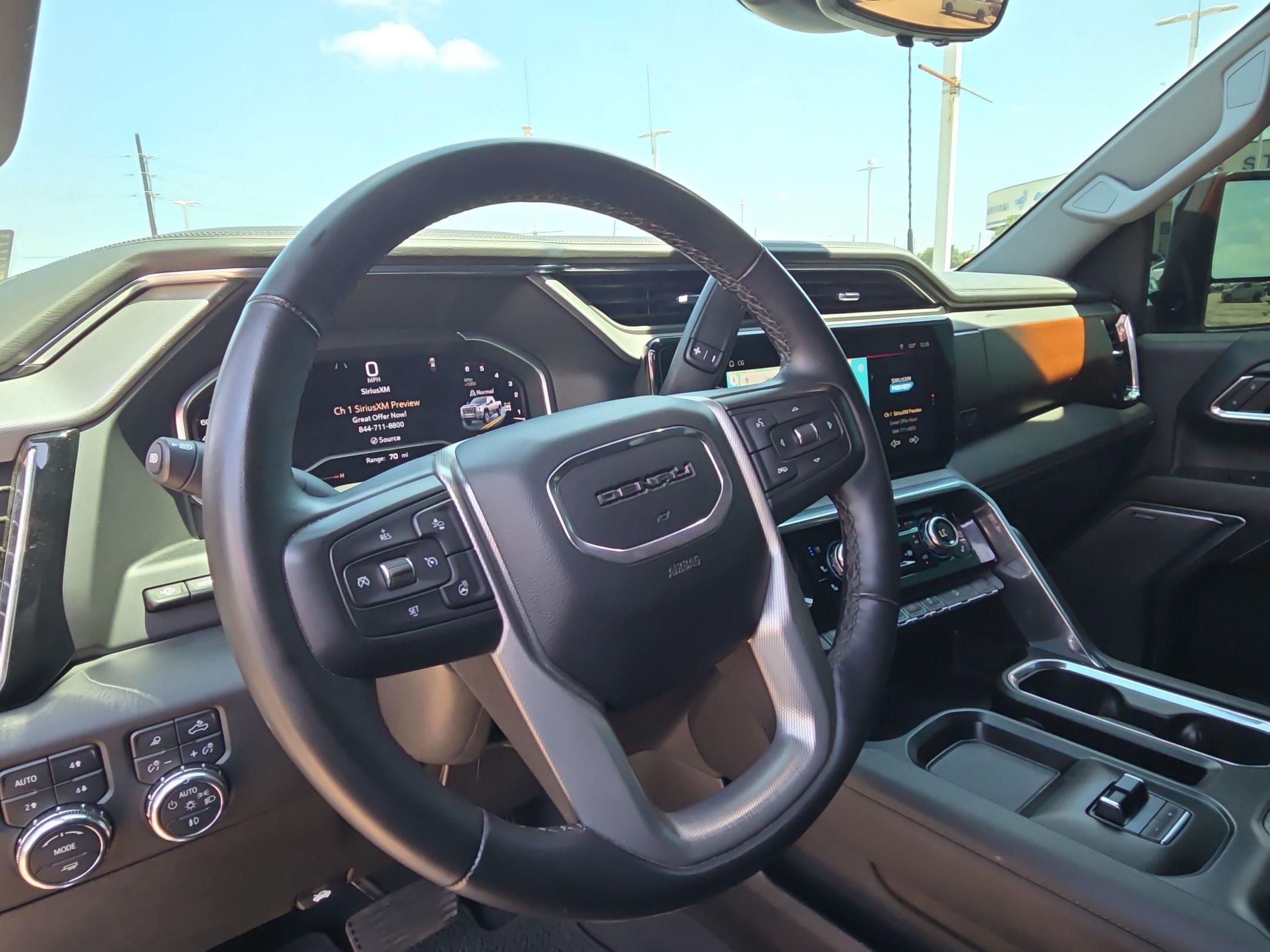 Used 2024 GMC Sierra 2500 Denali w/ Denali Reserve Package AWD/4WD image 16