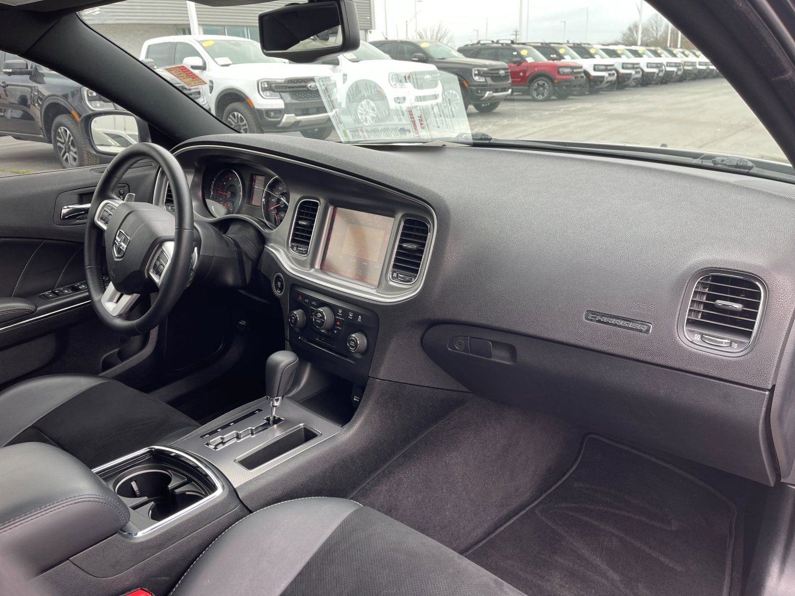 Used 2014 Dodge Charger R/T image 17