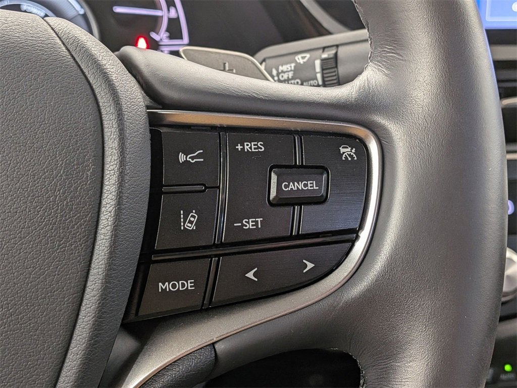 Certified 2024 Lexus ES 300h w/ Premium Package image 21