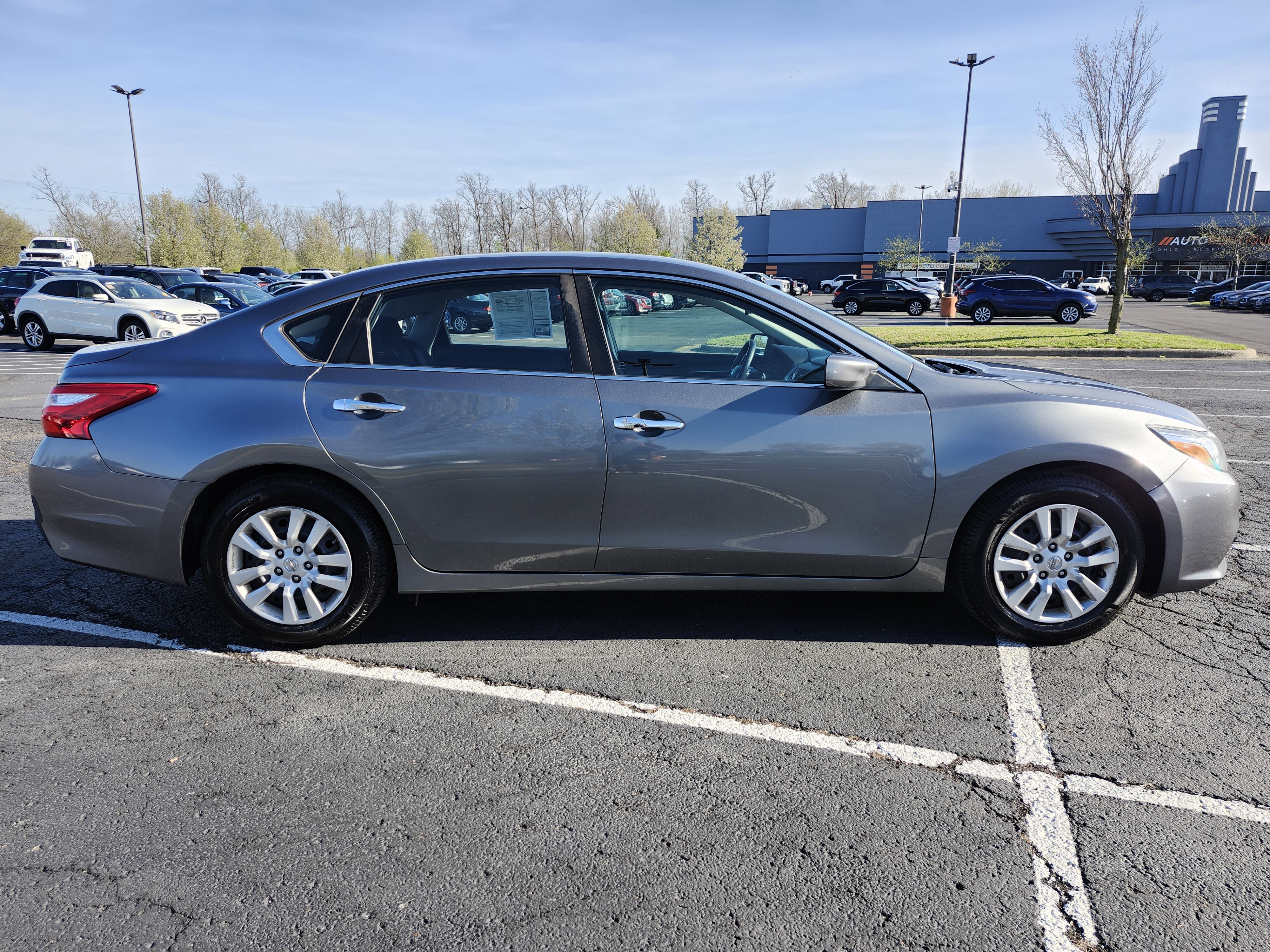 Used 2017 Nissan Altima 2.5 S w/ Power Driver Seat Package FWD image 16