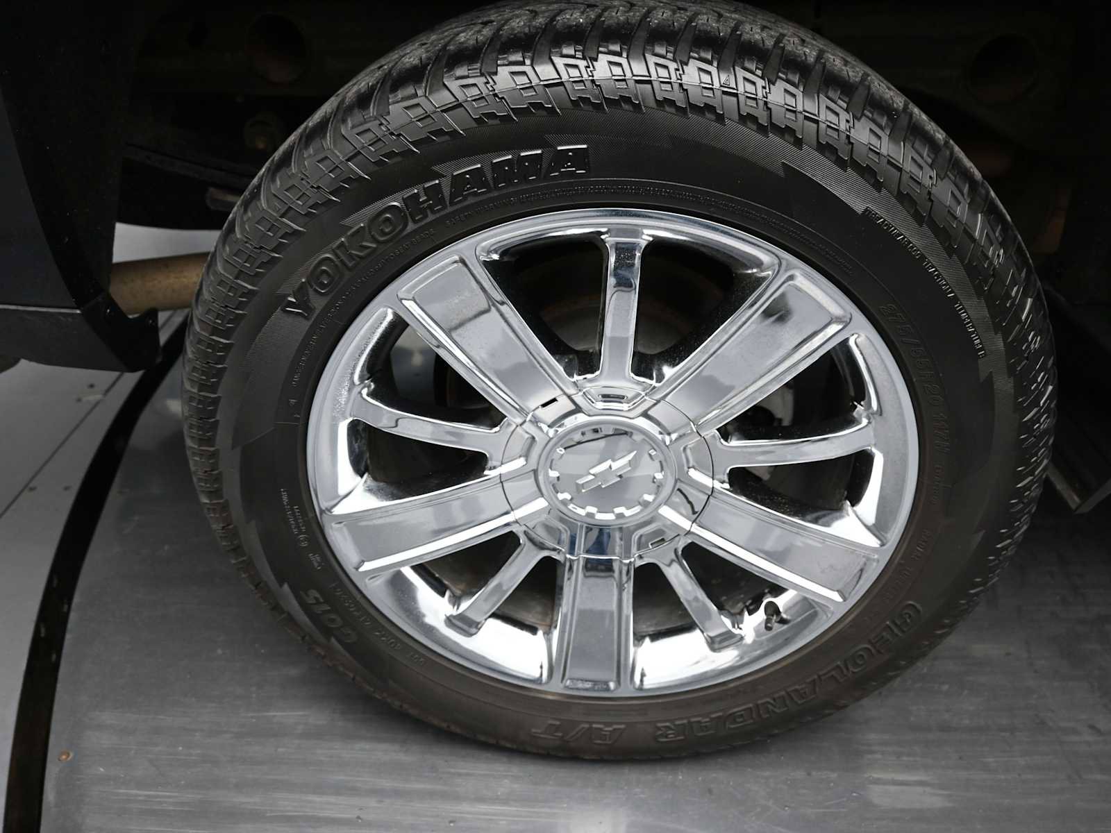 Used 2018 Chevrolet Silverado 1500 High Country image 14