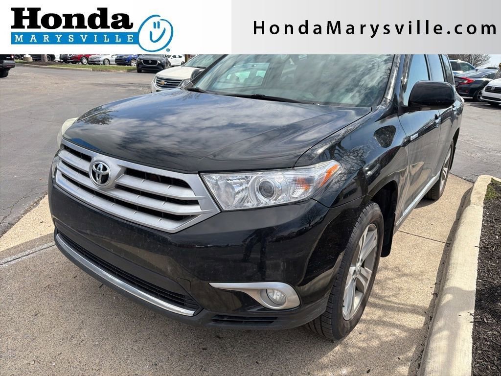Used 2013 Toyota Highlander Limited image 1