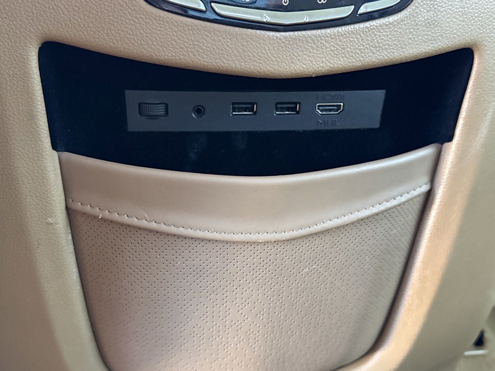 Used 2017 Cadillac Escalade Platinum image 20