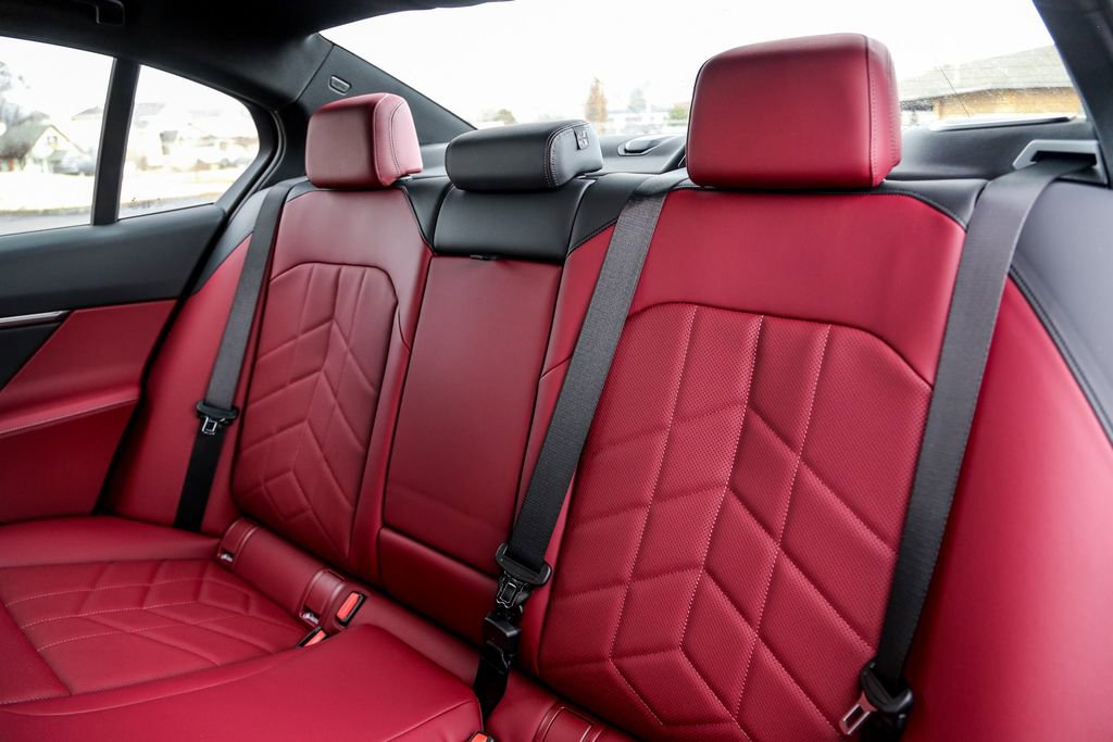 New 2026 BMW 530i xDrive w/ M Sport Package image 26