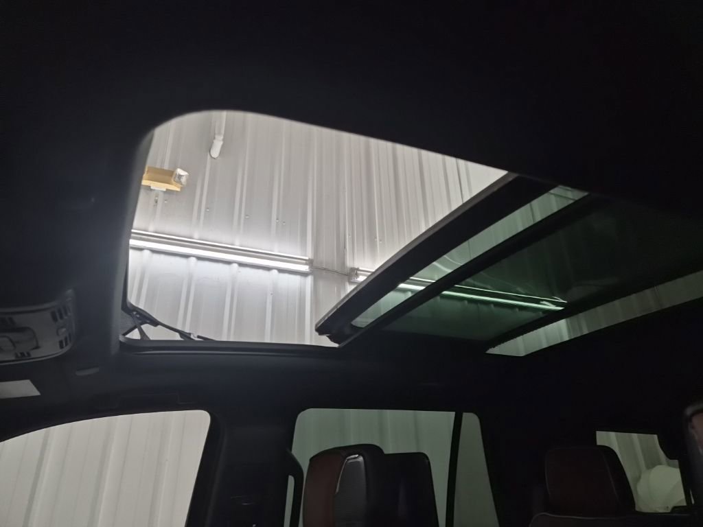 Used 2023 GMC Yukon Denali Ultimate image 39