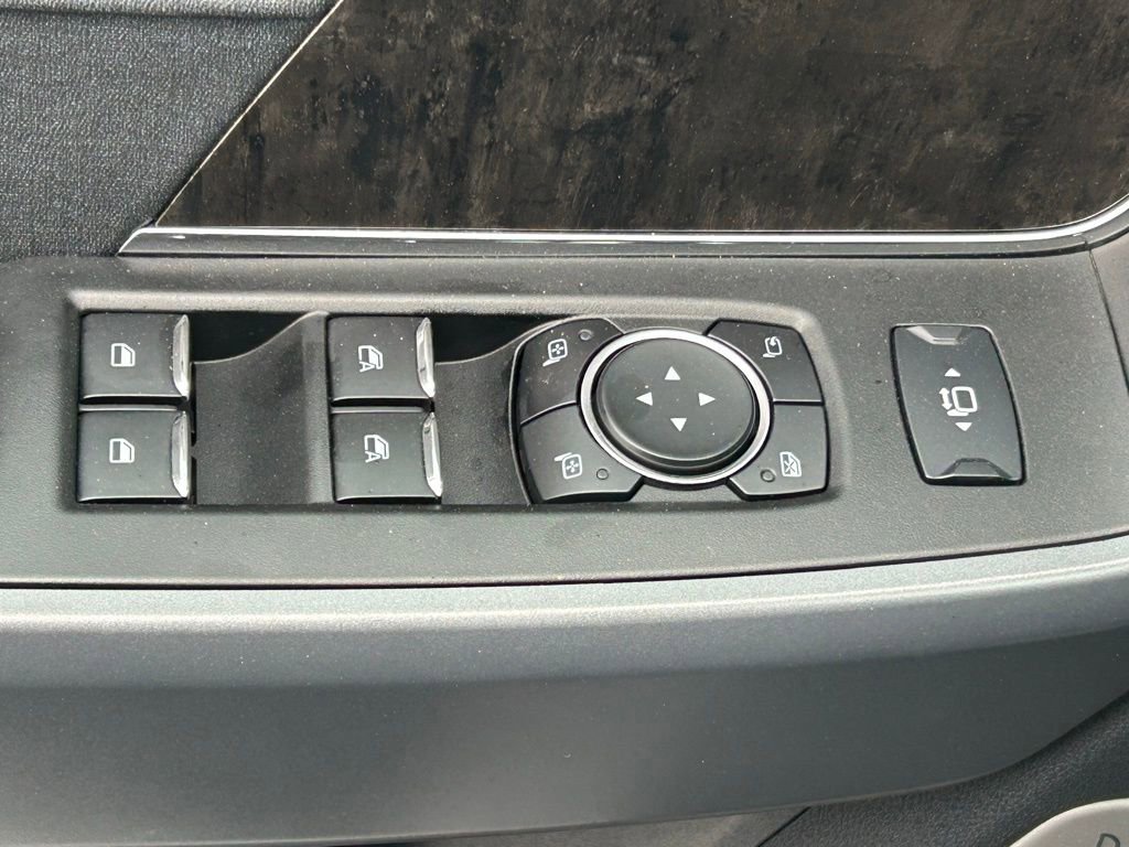 Used 2024 Ford F350 Lariat w/ FX4 Off-Road Package image 30