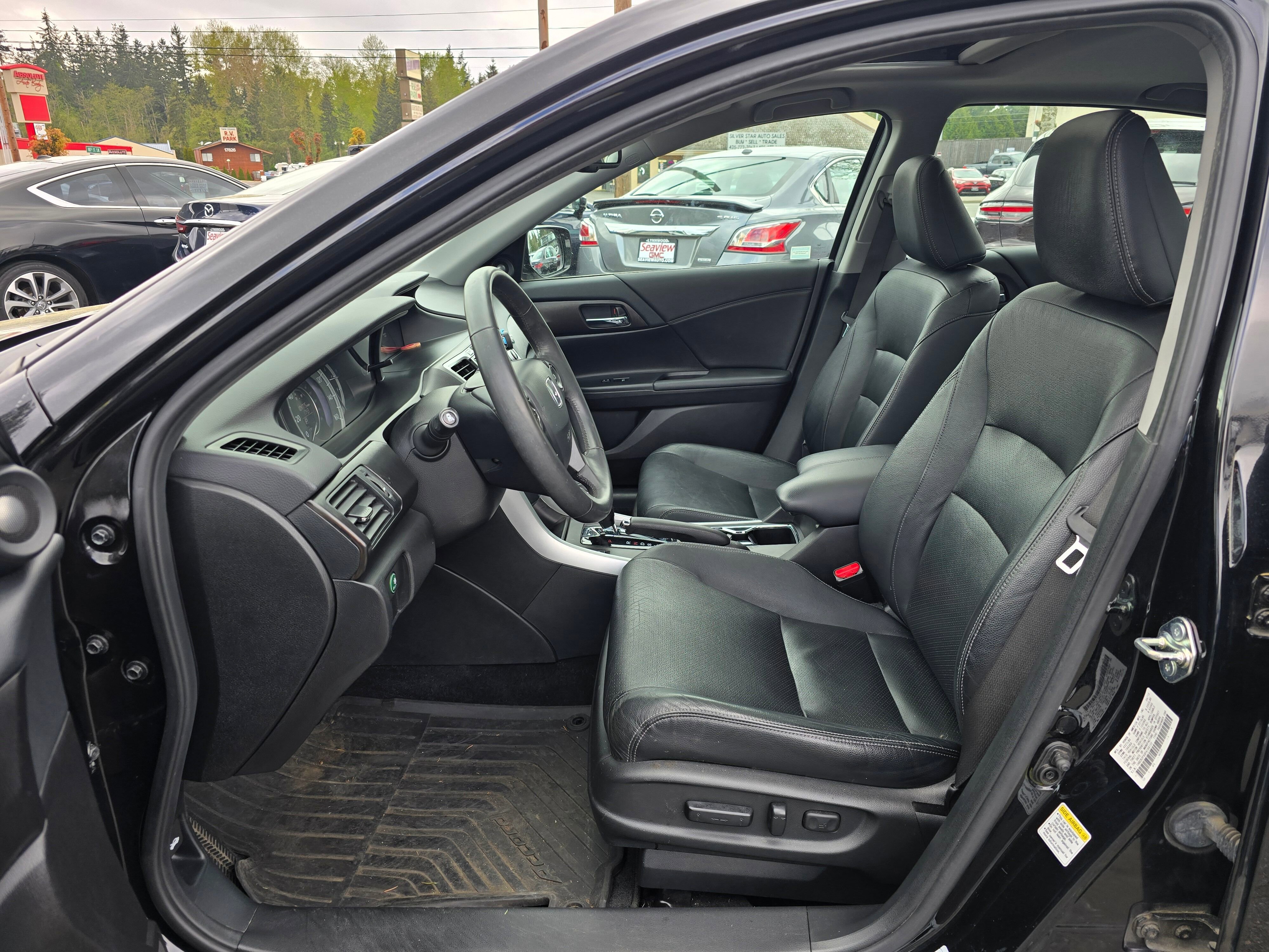 Used 2015 Honda Accord EX-L image 21