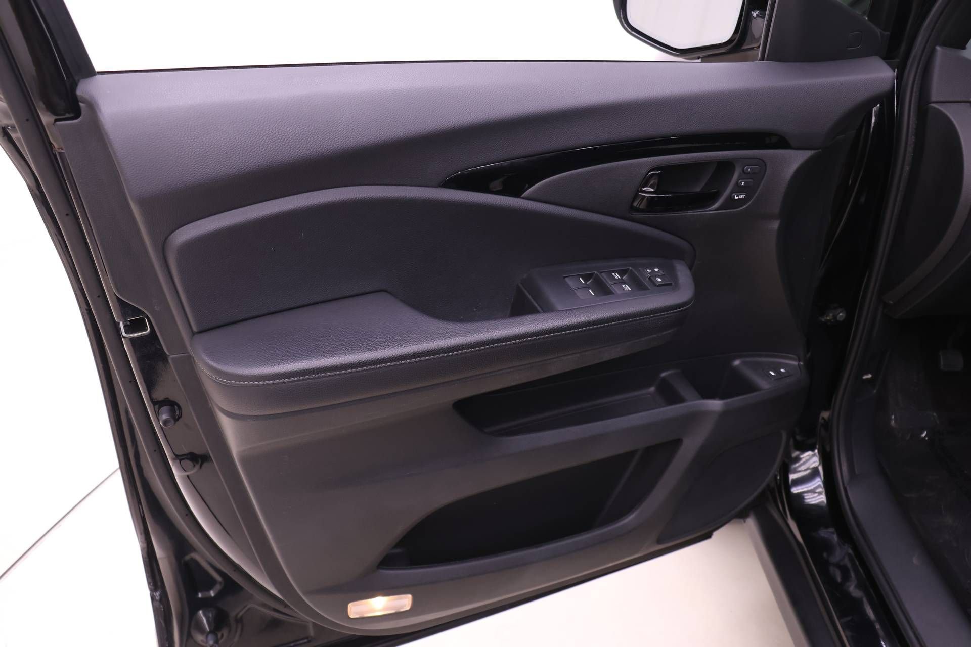 Certified 2023 Honda Passport Elite image 9