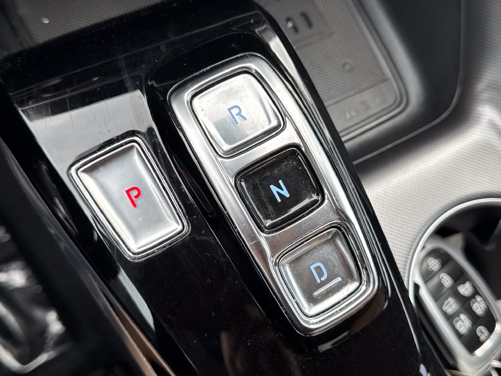 Certified 2022 Hyundai Sonata Limited FWD image 46