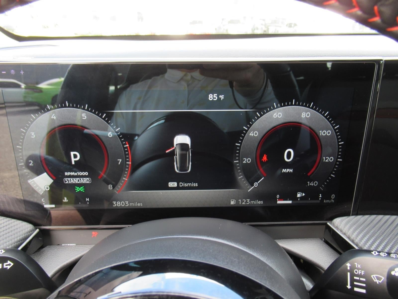 Used 2025 Nissan Kicks SR FWD image 25