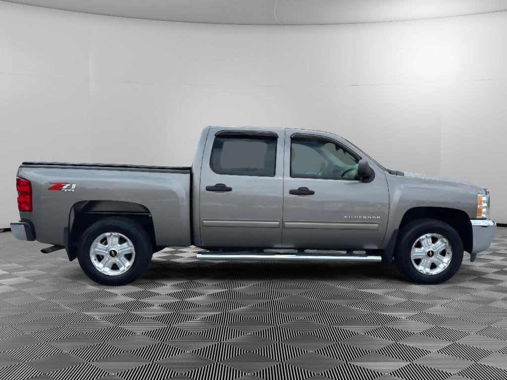 Used 2013 Chevrolet Silverado 1500 LT w/ All-Star Edition AWD/4WD image 6
