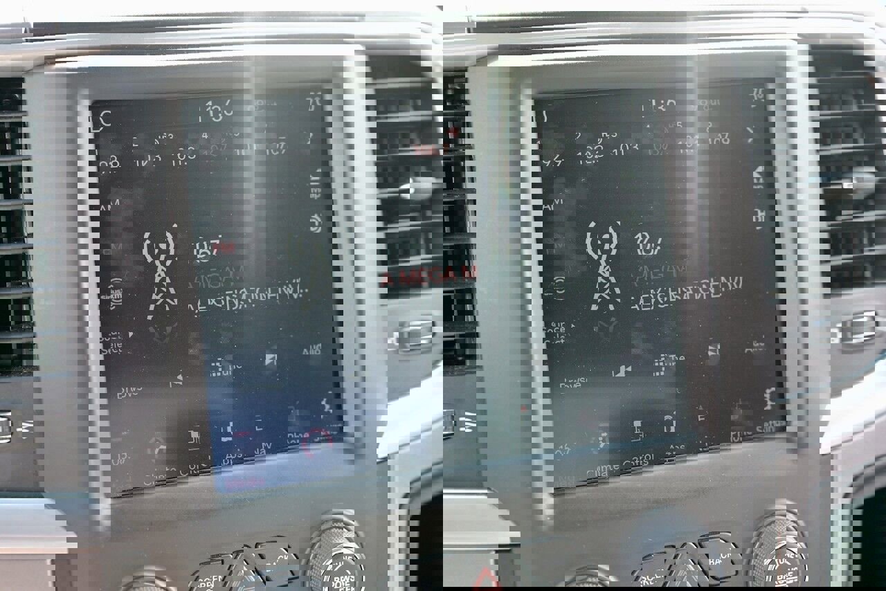 Used 2023 RAM 1500 Classic SLT w/ Trailer & Traction Group image 27